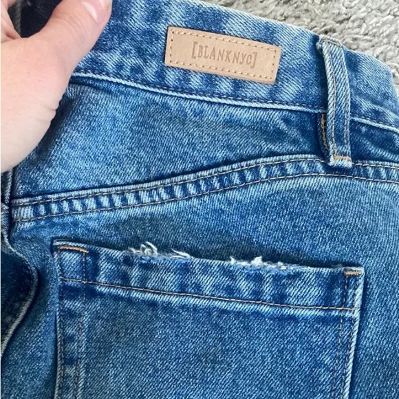 Blank NYC Madison Crop High Rise - Picture 5 of 6